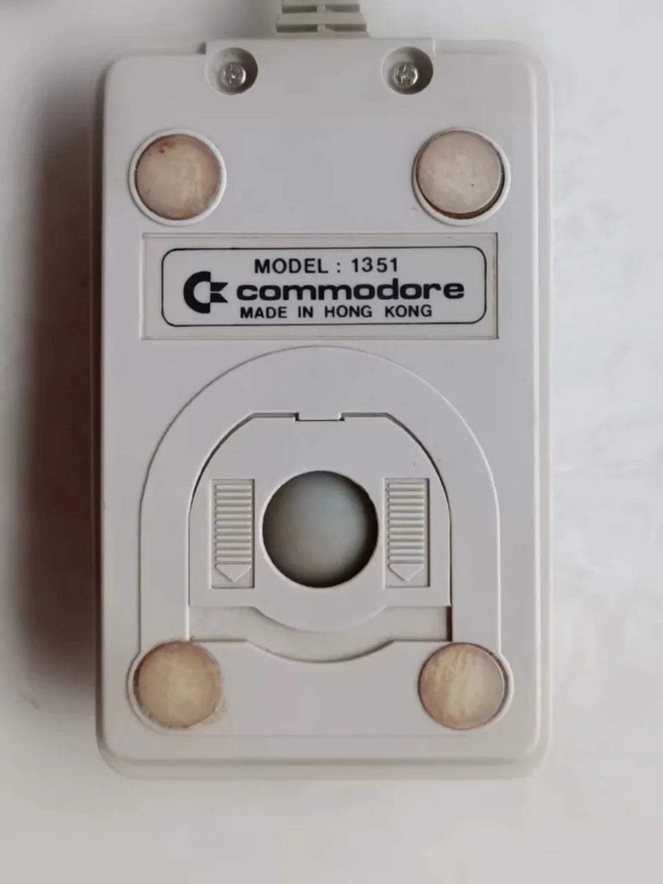 Retro Mouse Atari ST/ Commodore Amiga 1351 2.4G Wireless 80s Style Replica Tank Mice Custom Office Mouse PC Accessories Gift